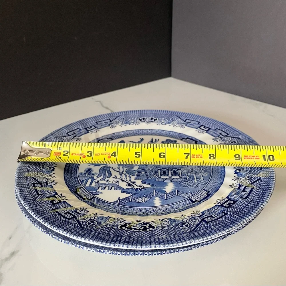 SET of 2 Blue Willow Dinner Plates - Essex